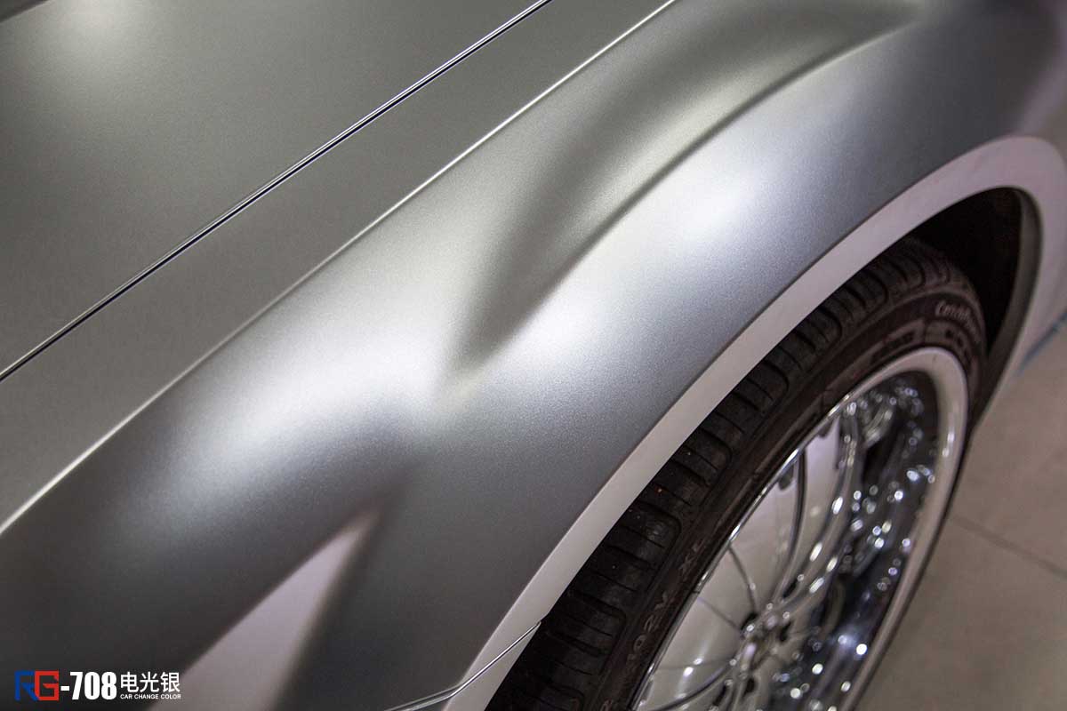 克莱斯勒300c（电光银） (9).jpg
