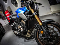 本田CB650-电光深蓝-RG瑞集改色膜陕西西安加盟店出品