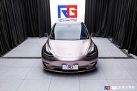 特斯拉3-超亮金属冰莓粉-RG瑞集名车改色贴膜