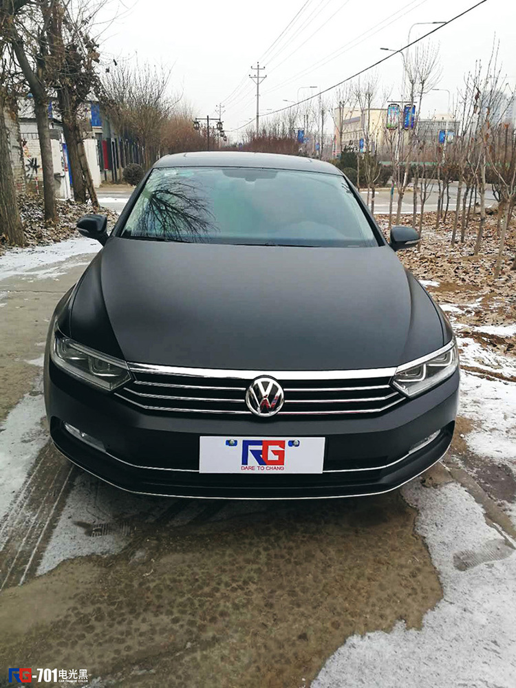 大众迈腾改色贴膜电光黑案例 英国rg瑞集汽车改色膜石家庄藁城加盟店