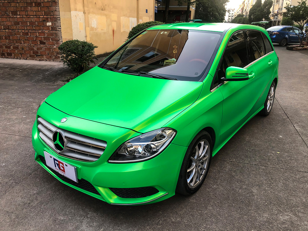 奔驰b180-电光苹果绿-rg瑞集改色膜浙江永康加盟店
