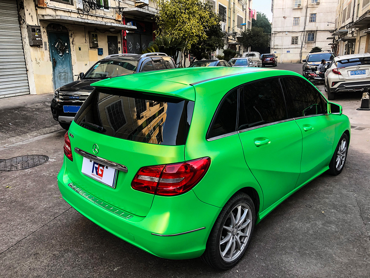 奔驰b180车身改色电光苹果绿rg瑞集改色膜浙江永康加盟店出品