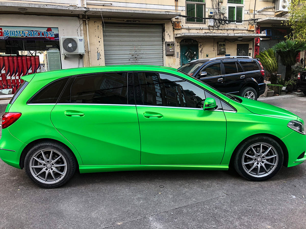 奔驰b180车身改色电光苹果绿rg瑞集改色膜浙江永康加盟店出品