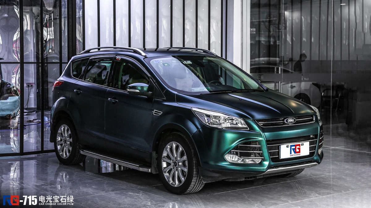 系列,电光宝石绿,下面请欣赏福特翼虎改色贴膜效果完美始于每一细节