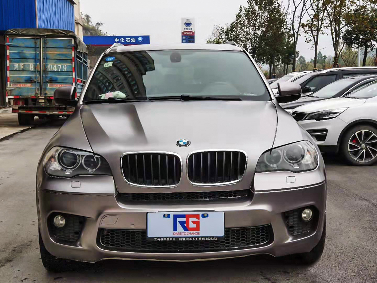 宝马x5车身改色电光战斗灰 rg瑞集改色膜湖南岳阳加盟店