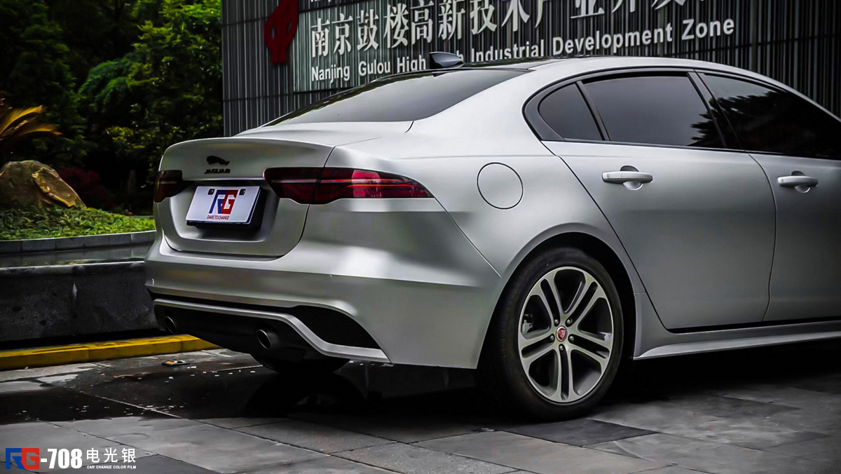 膜电光系列,电光银,下面请欣赏捷豹xel改色贴膜效果完美始于每一细节