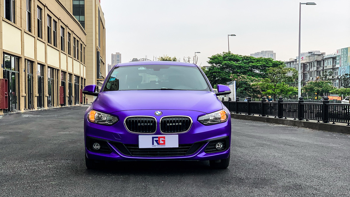 宝马118i车身改色电光紫罗兰 rg瑞集改色膜浙江湖州加盟