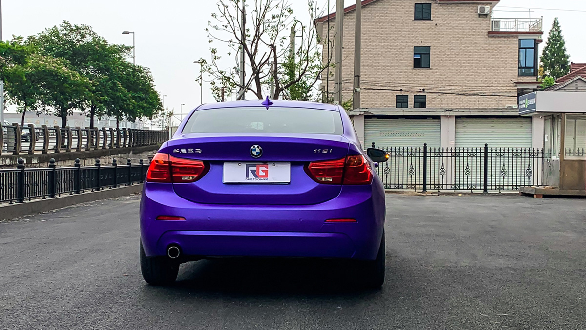 宝马118i车身改色电光紫罗兰 rg瑞集改色膜浙江湖州加盟