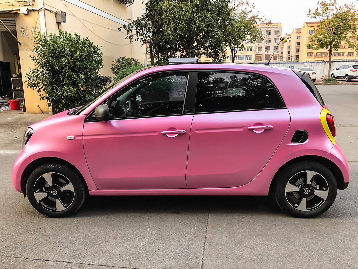 奔驰smart车身改色电光公主粉rg瑞集改色膜浙江永康加盟店出品