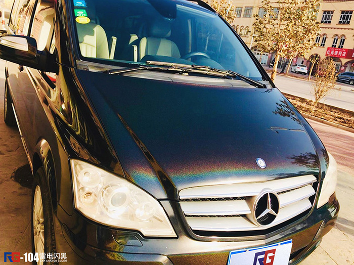 奔驰唯雅诺改色贴膜雷电闪黑案例 英国rg瑞集汽车改色膜新疆喀什加盟