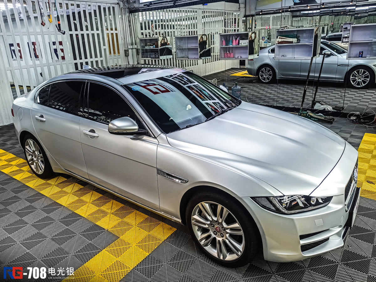 电光银,下面请欣赏捷豹xel改色贴膜效果完美始于每一细节 精彩源于