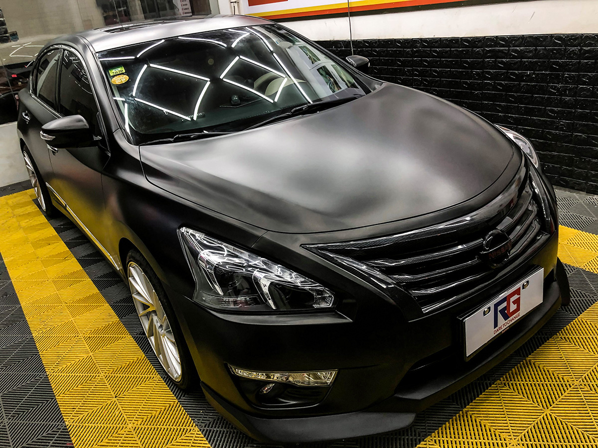 日产天籁-电光黑-rg瑞集改色膜福建龙岩加盟店出品